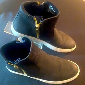 Kenneth Cole hi top fashion sneaker